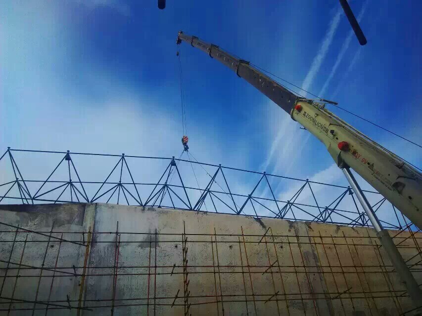 同江食堂网架结构工程